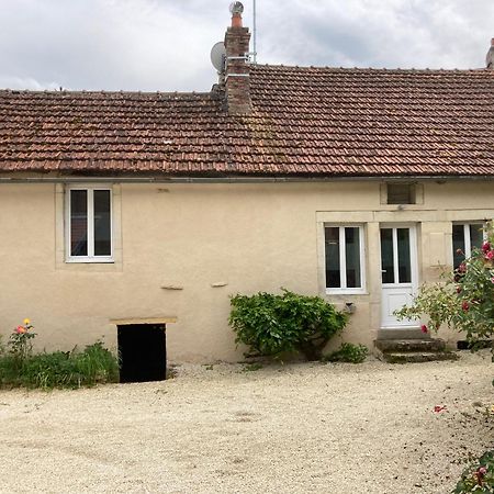 Gite Des Bons Voisins Marigny-le-Cahouet Exterior photo