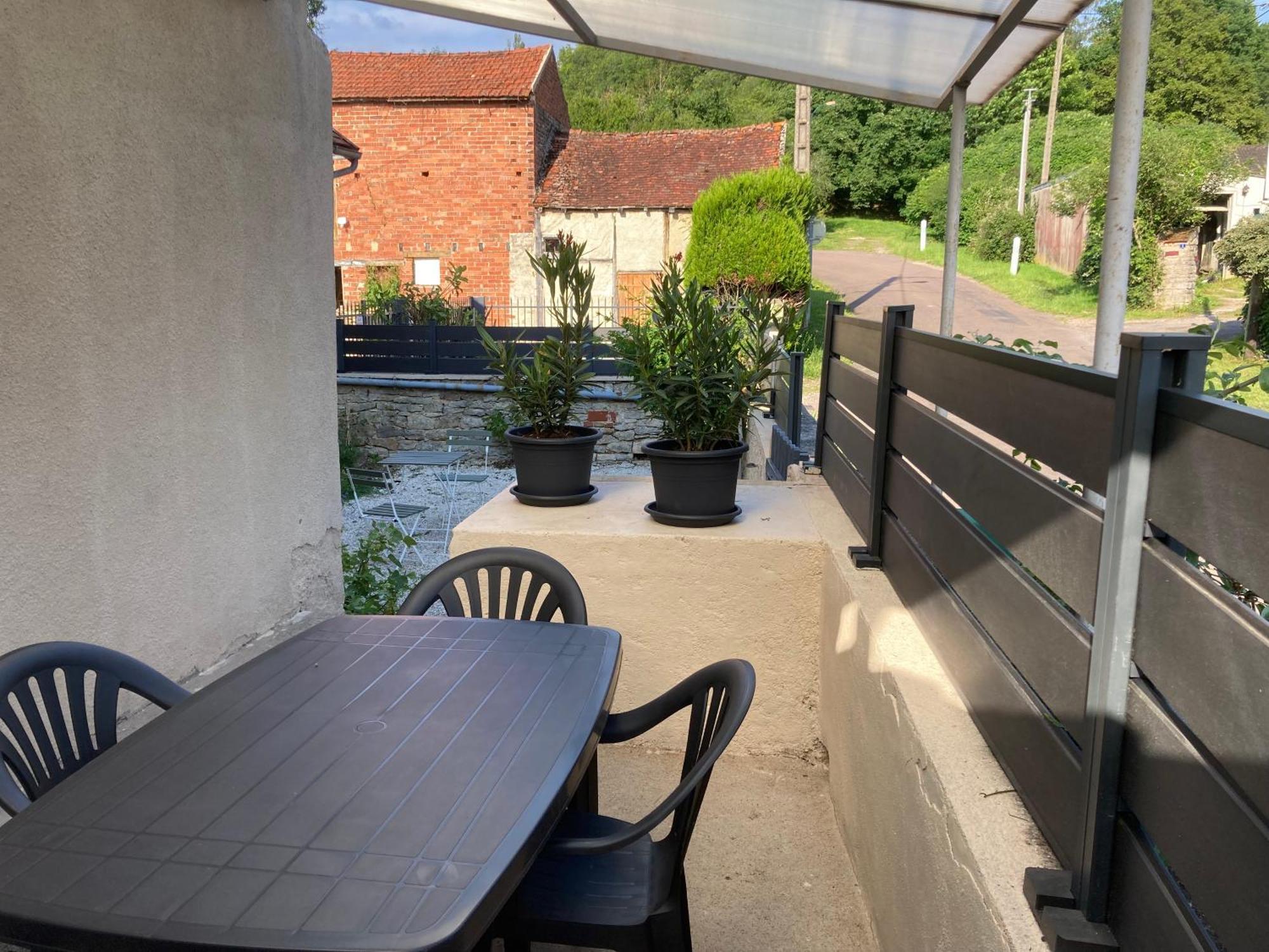 Gite Des Bons Voisins Marigny-le-Cahouet Exterior photo